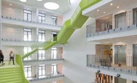 %%tb-image-alt-text%%