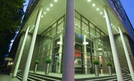 %%tb-image-alt-text%%